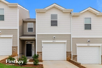 Building Photo - 2059 Cypress Village Dr NW