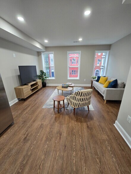 Building Photo - 1625 Edmondson Ave