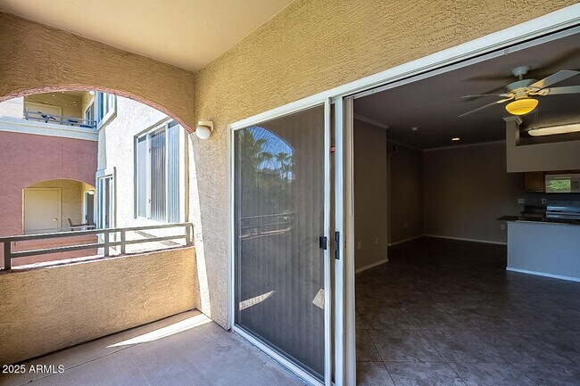 Building Photo - 5401 E Van Buren St