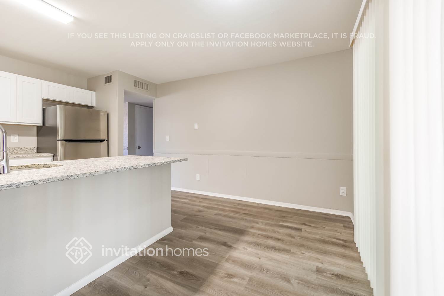 Building Photo - 3223 W Acapulco Ln