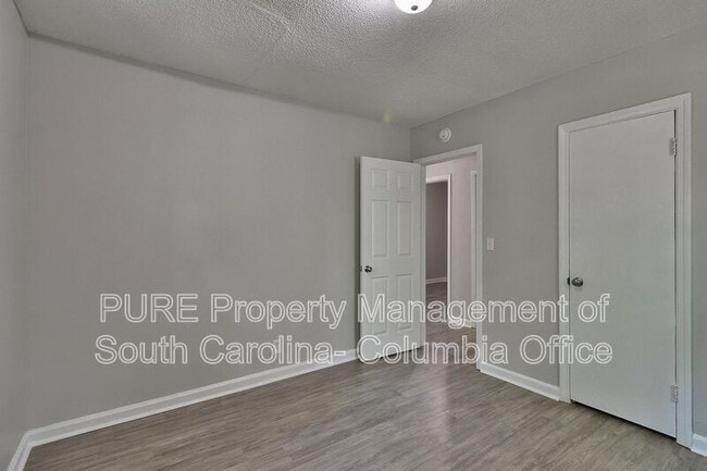 Building Photo - 313 Glenn Ave