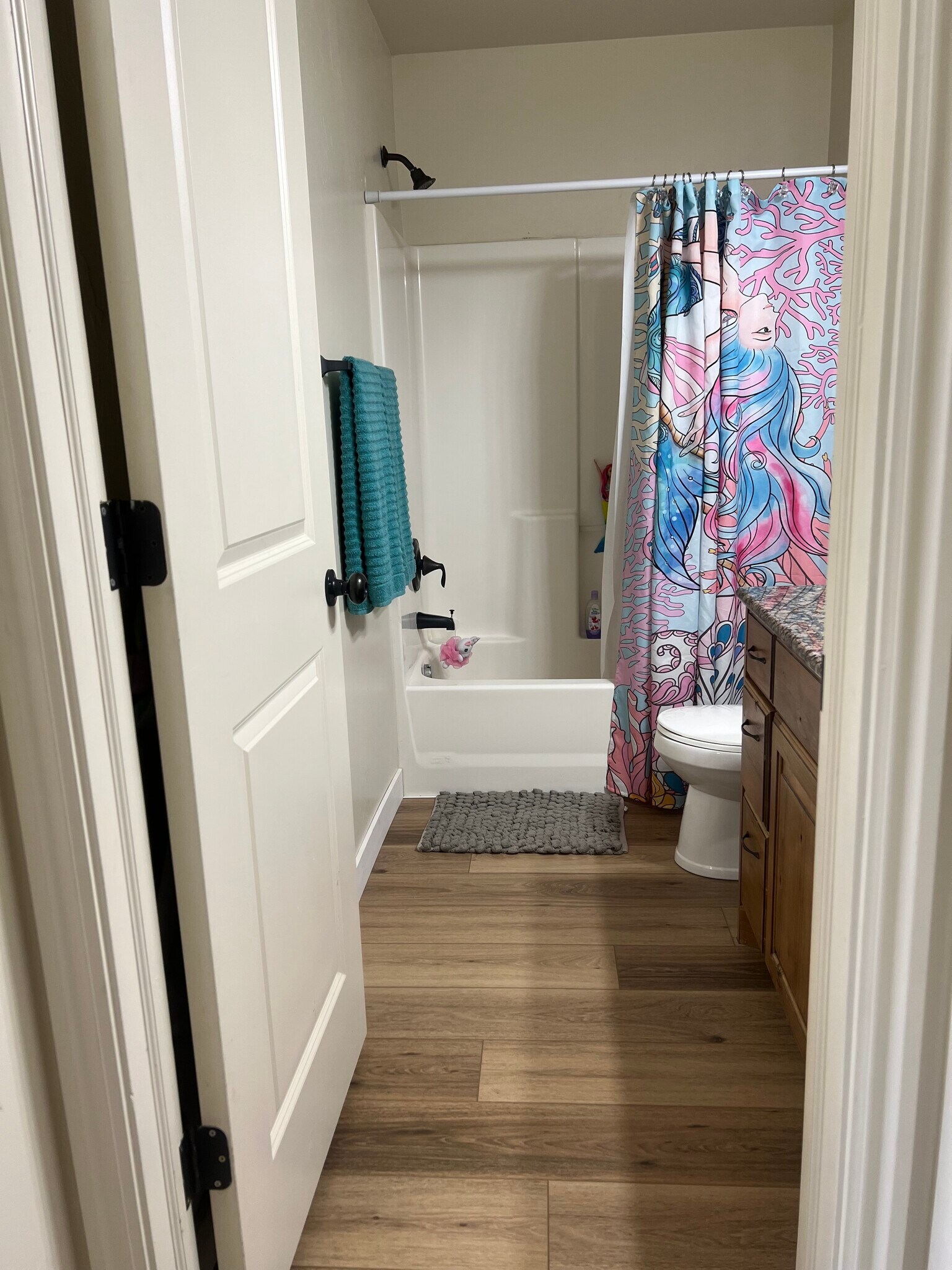 Building Photo - 490 E 700 S