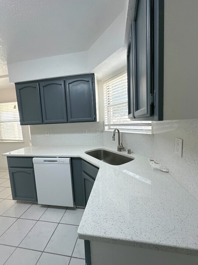 Building Photo - 1229 Diamond Cove Pl