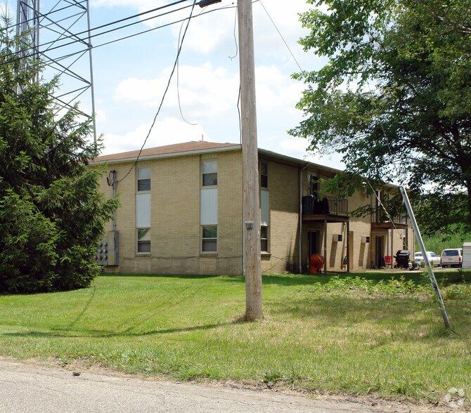 Building Photo - No Longer Available