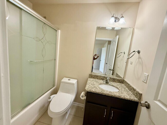 Building Photo - 1009 Providence Forest Dr
