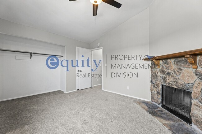 Building Photo - 1808 W Homestead Farms Ln