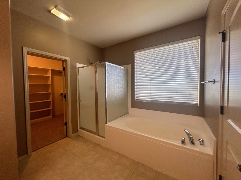 Building Photo - 492 Shadetree Trail
