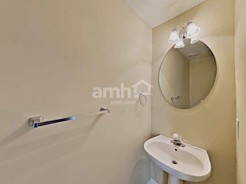 Building Photo - 3114 Golfe Links Ct