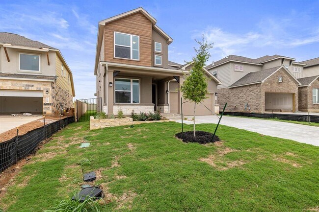 Primary Photo - 112 Alicante Ln