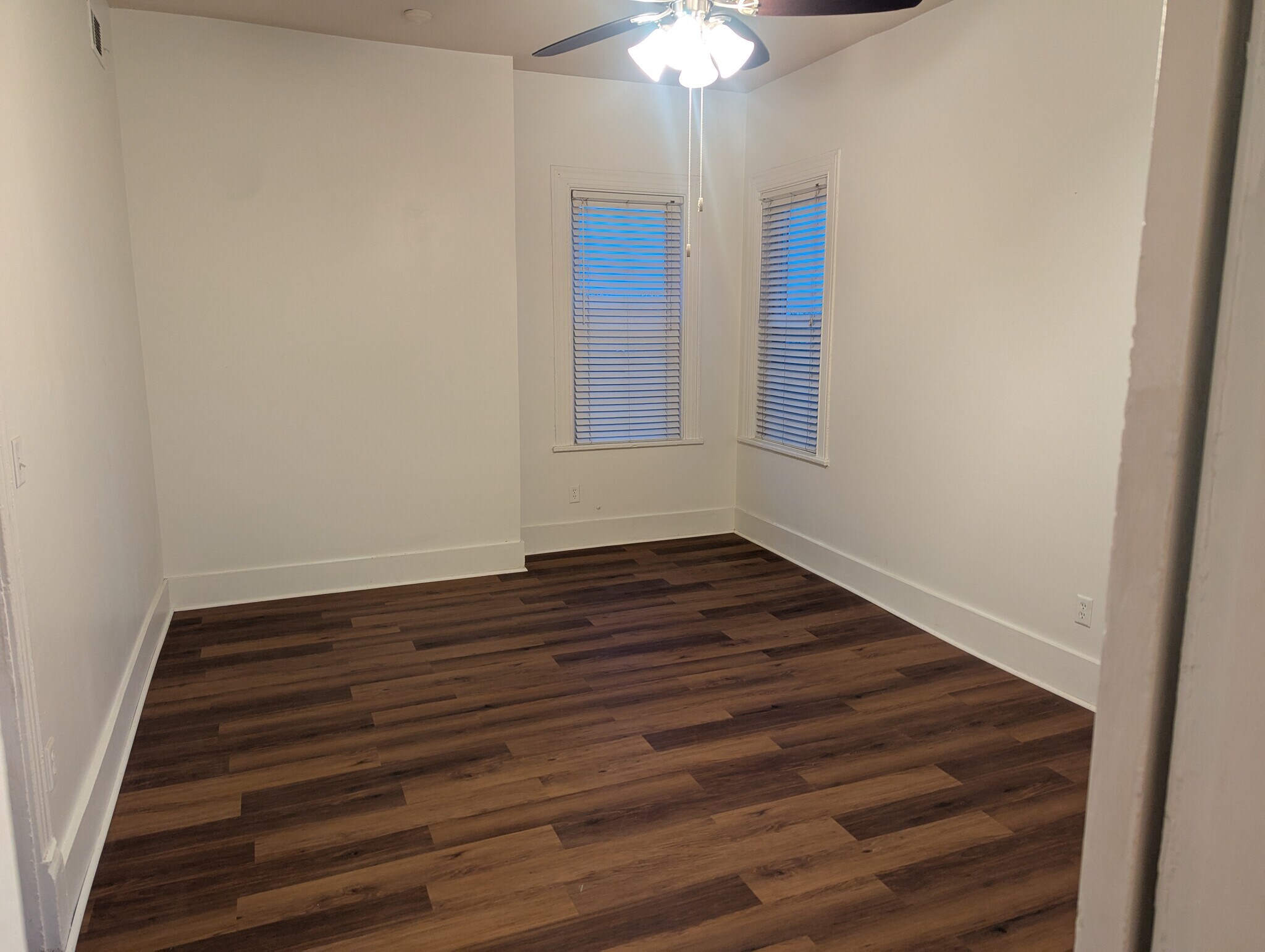 Building Photo - 3612 S King Dr