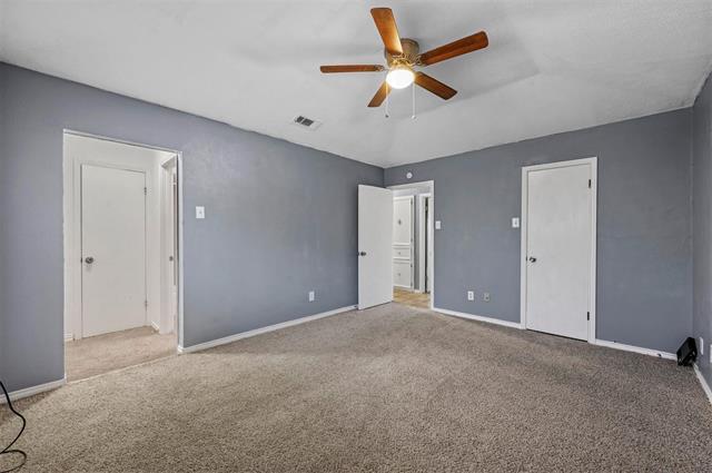 Building Photo - 4618 Bayberry Ln