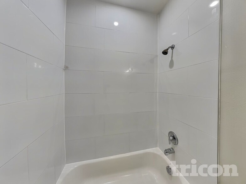 Building Photo - 1297 13th St