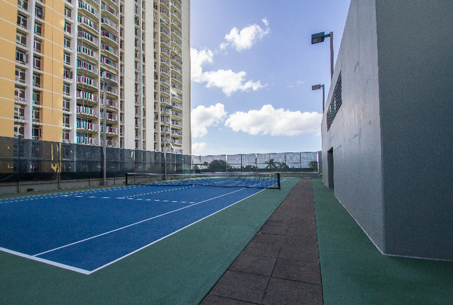 Building Photo - 1330 Ala Moana Blvd