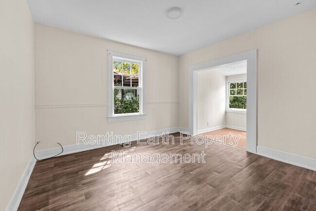 Building Photo - 4632 Ave U