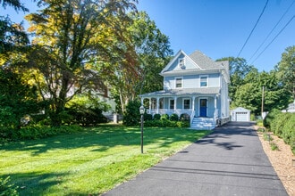 Building Photo - 96 Holmes Ave