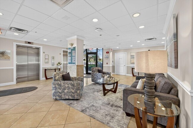 Building Photo - 10680 S Ocean Dr