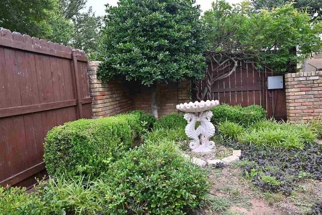 Building Photo - 2814 Mill Valley Dr