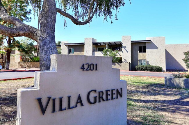 Building Photo - 4201 E Camelback Rd