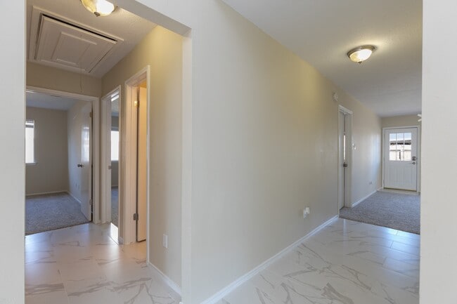 Building Photo - 3422 Keygate Dr