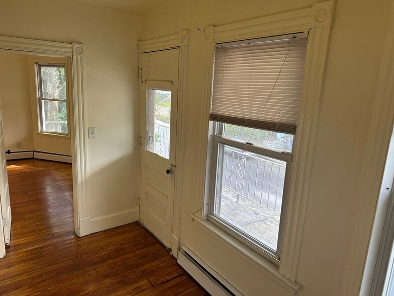 3rd bedroom closet - 373 Congress Ave