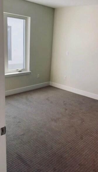 Building Photo - 1173 S Reed St