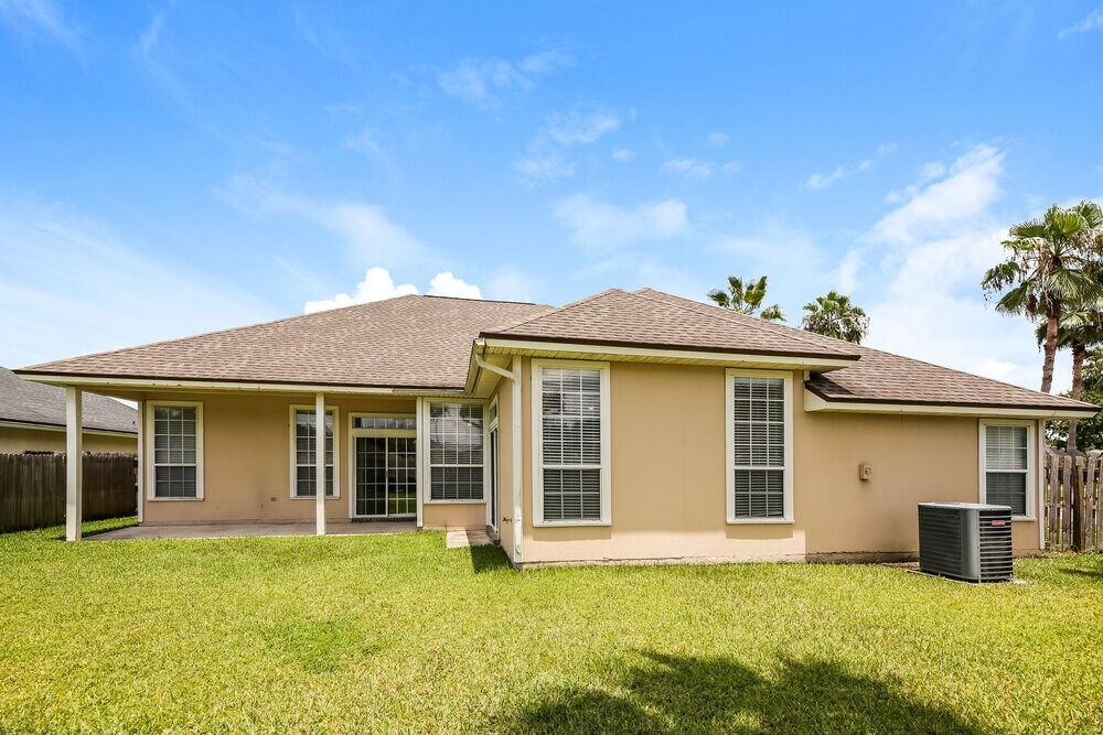 Building Photo - 201 Carolina Jasmine Ln
