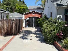 Building Photo - 5408 Morella Ave