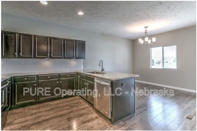 Building Photo - 16513 Heather St