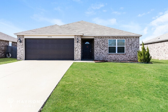 Building Photo - 5716 Cypress Ln