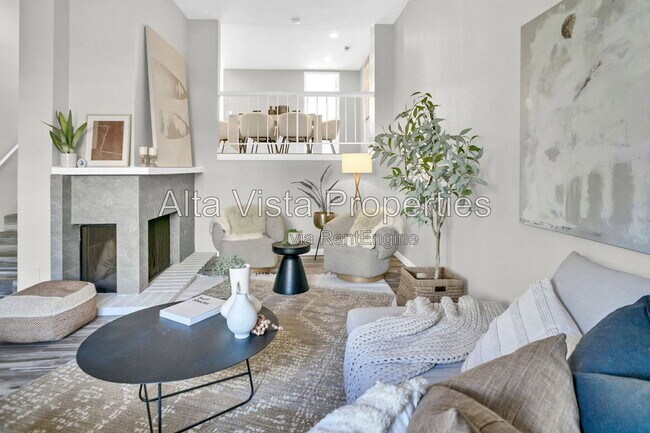 Building Photo - 4082 Mahaila Ave
