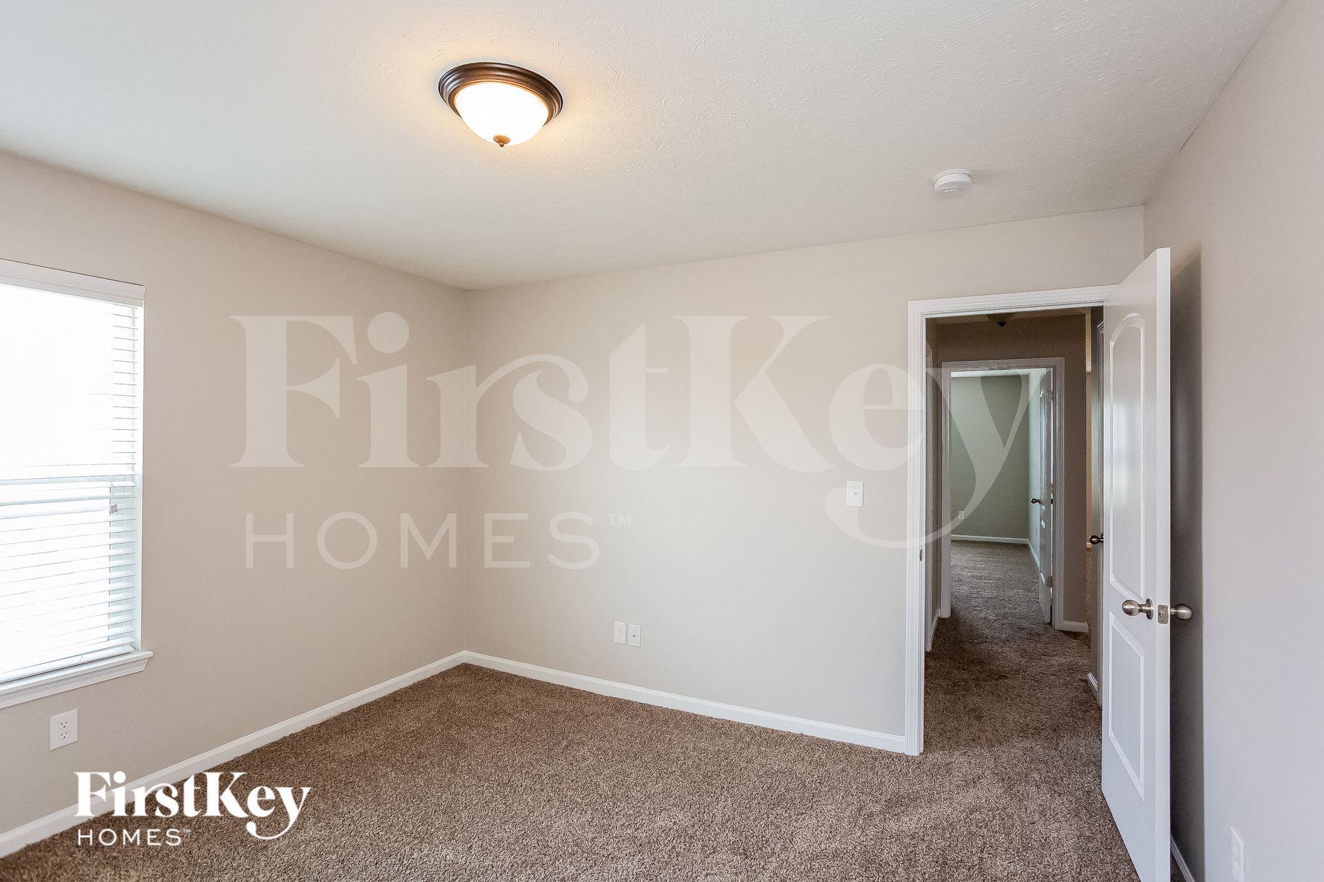 Building Photo - 1242 Littlefield Dr