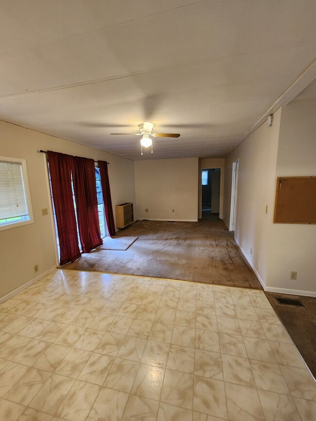 Building Photo - Lovely Home in Chehalis