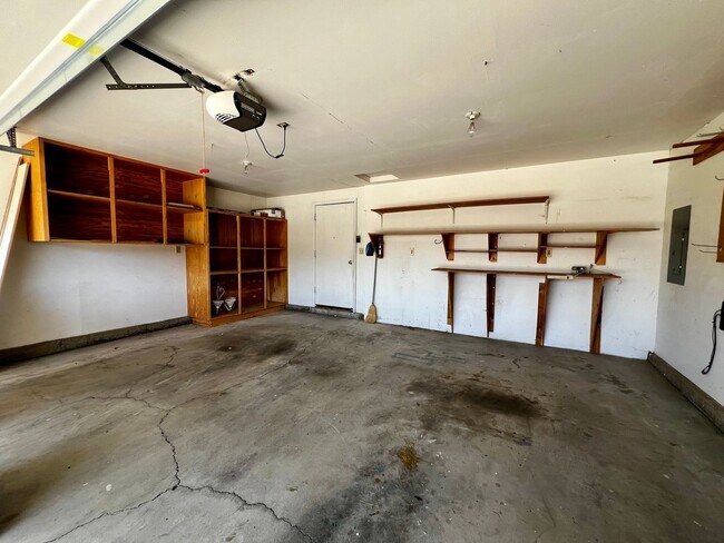 Building Photo - Non-Refundable & Security Deposit Total: $...