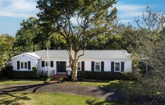 Building Photo - 1350 Mendavia Ave