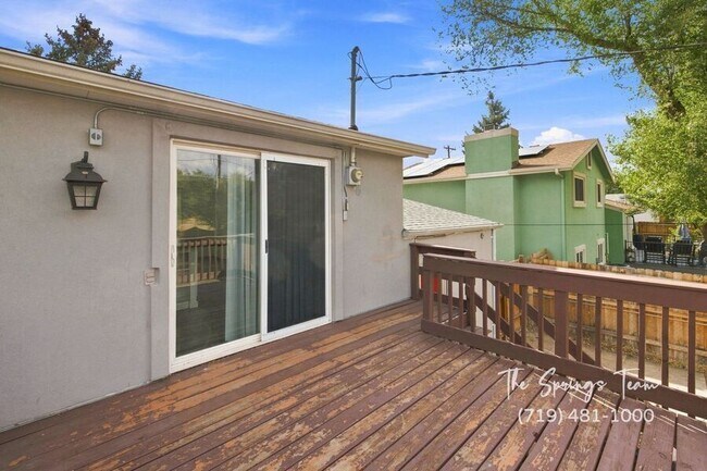 Building Photo - 1495 Prado Dr