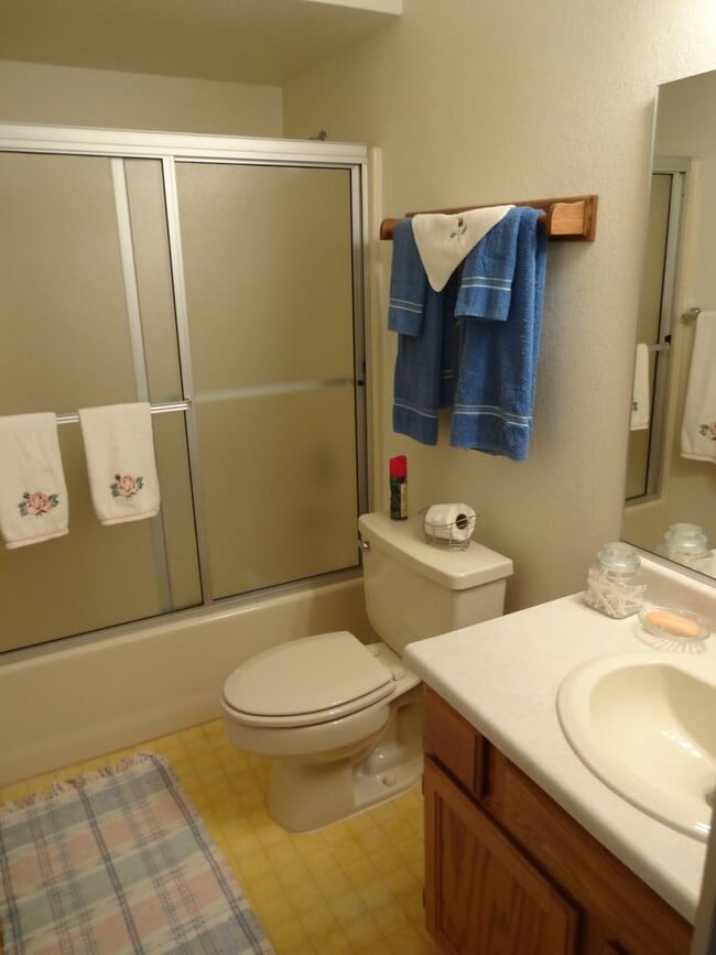 Building Photo - Winter Rental October to April 2027