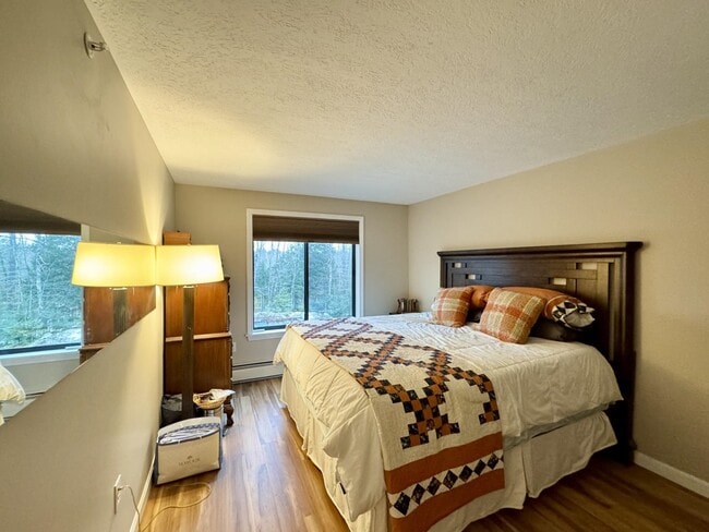 Building Photo - 19 Saco St