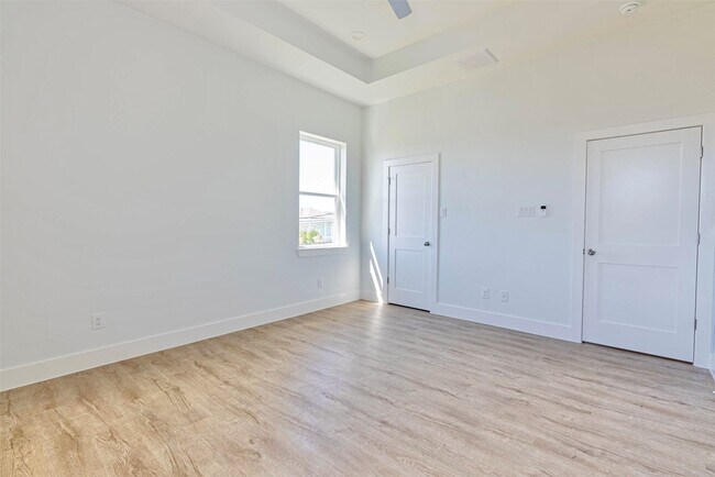 Building Photo - 4206 Mason Dr