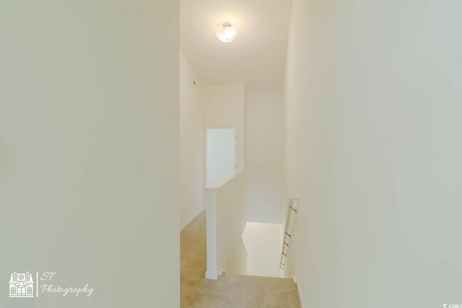 Building Photo - 143 Crescent Wy