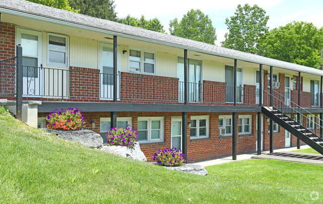 Building Photo - Creekwood Apartments