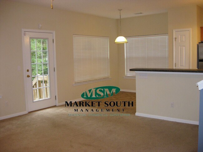 Building Photo - 36 Orchid Ln