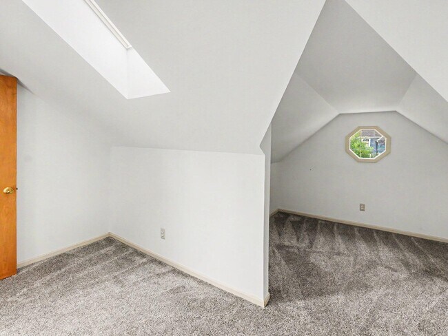 Building Photo - 1616 Morton Ave