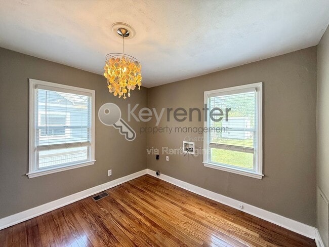 Building Photo - 308 Druid Ln