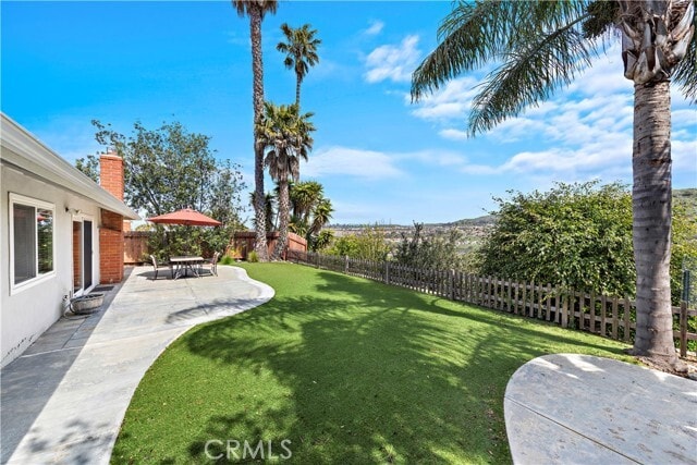Building Photo - 710 Avenida Columbo