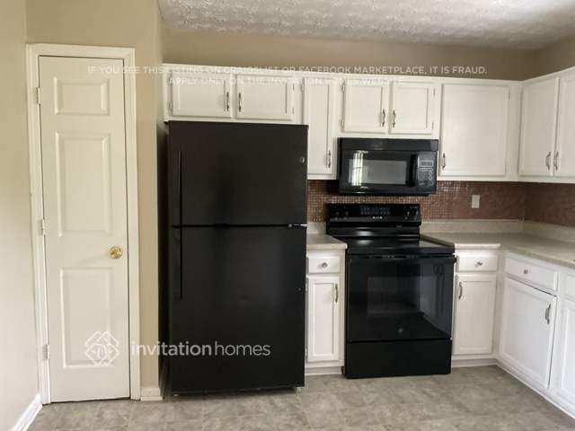 Building Photo - 1871 Kathy Ct