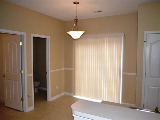 Building Photo - 8 War Admiral Way