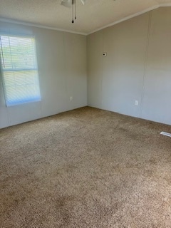 Building Photo - 321 Empire Dr