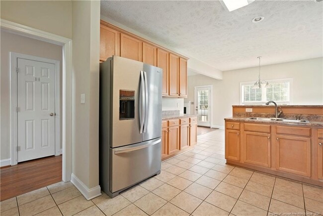 Building Photo - 2813 Franciscan Dr