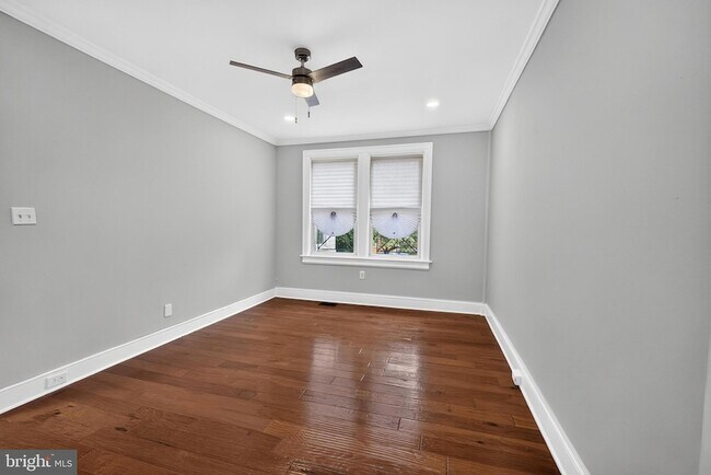 Building Photo - 3015 13th St NW