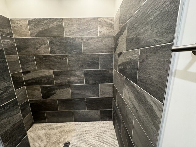 Building Photo - House for Rent